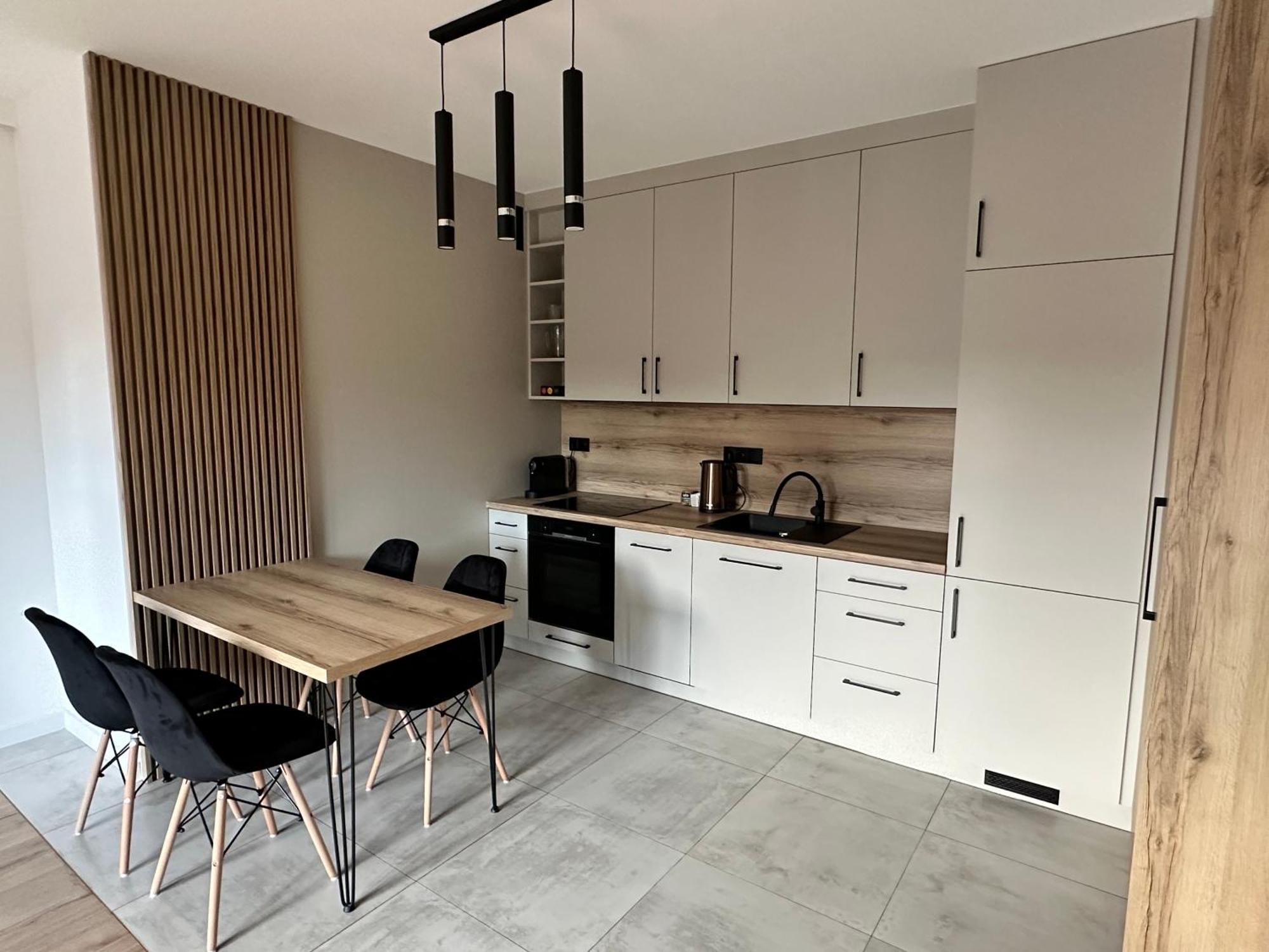 Kocham Podroze Na Fuzji Nowy!!! Klimatyzacja Balkon Wejscie Na Kod, Fv Apartment Lodz (Lodz)